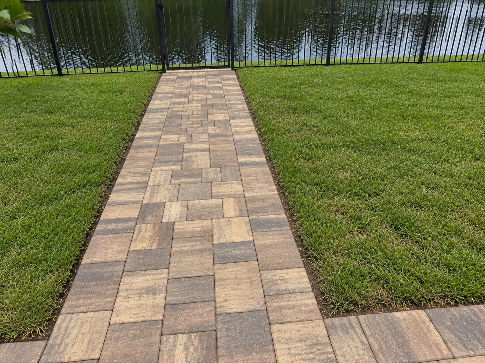 The same walkway after sealing